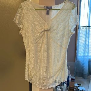 Delicate Nine & Co ivory blouse size M